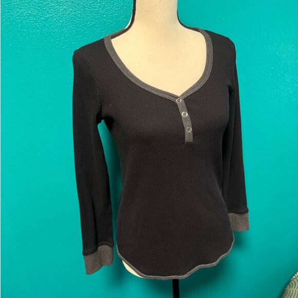 Liz Claiborne Active Black & Gray Snap Front Thermal Long Sleeve Shirt Small - Picture 6 of 9